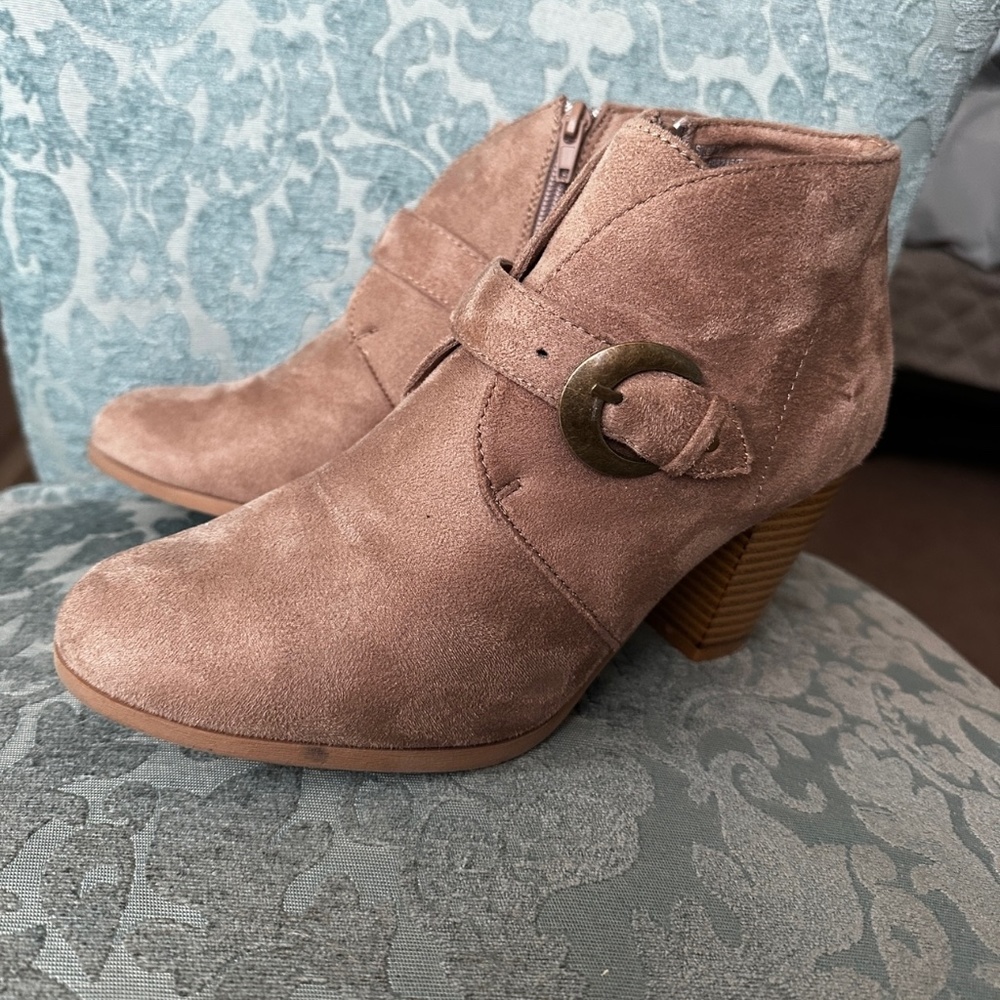 Ladies booties